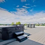 Unique Baltic Apartments - Apartament Z Garazem